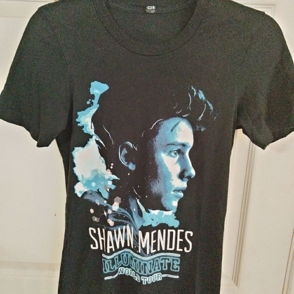 Shawn Mendes Illuminate 2017 World Tour T-Shirt concert
